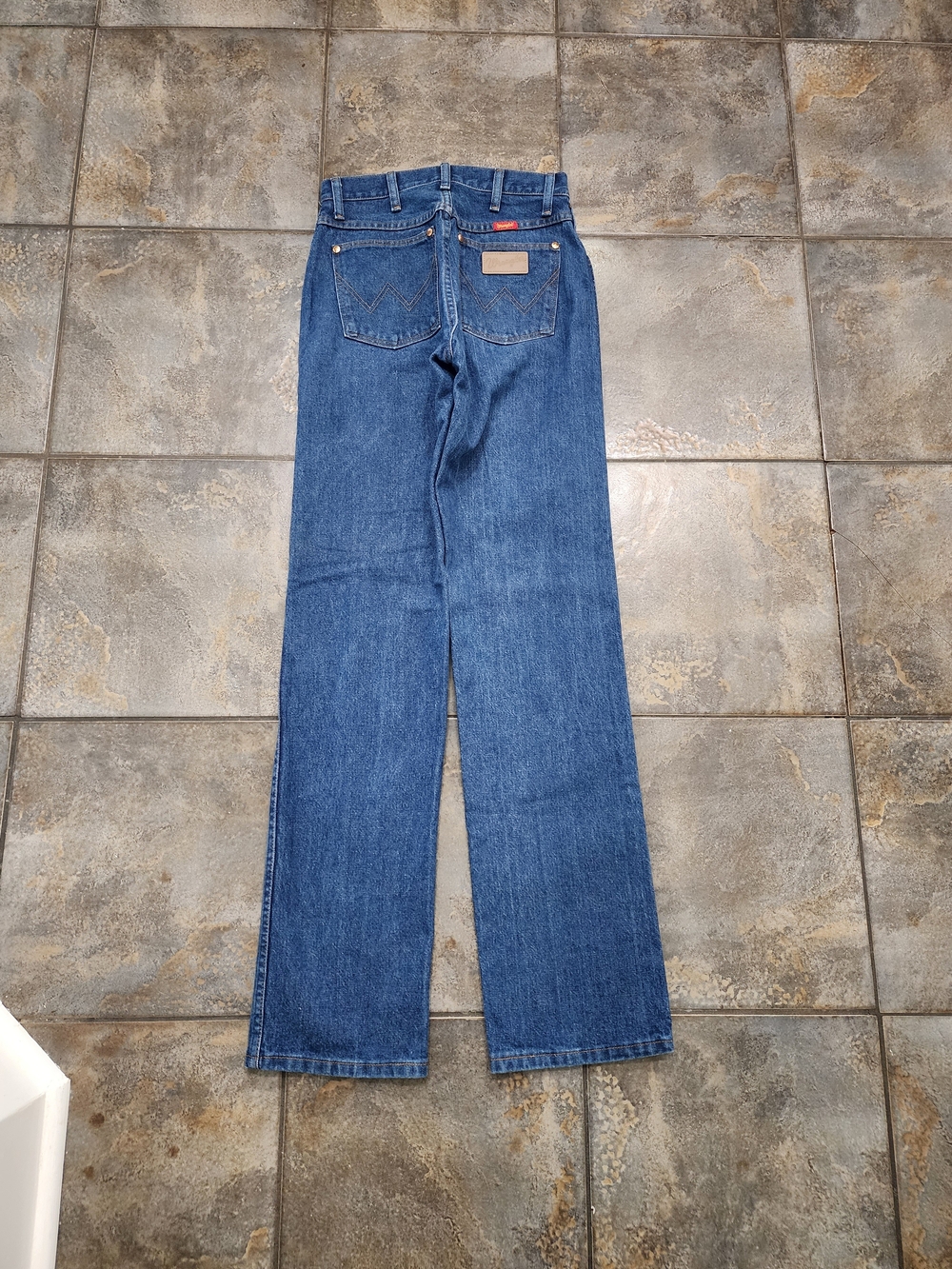 Vintage Y2K Wrangler 14MWZG Women's 7x34 Western Dark Wash Denim Jeans